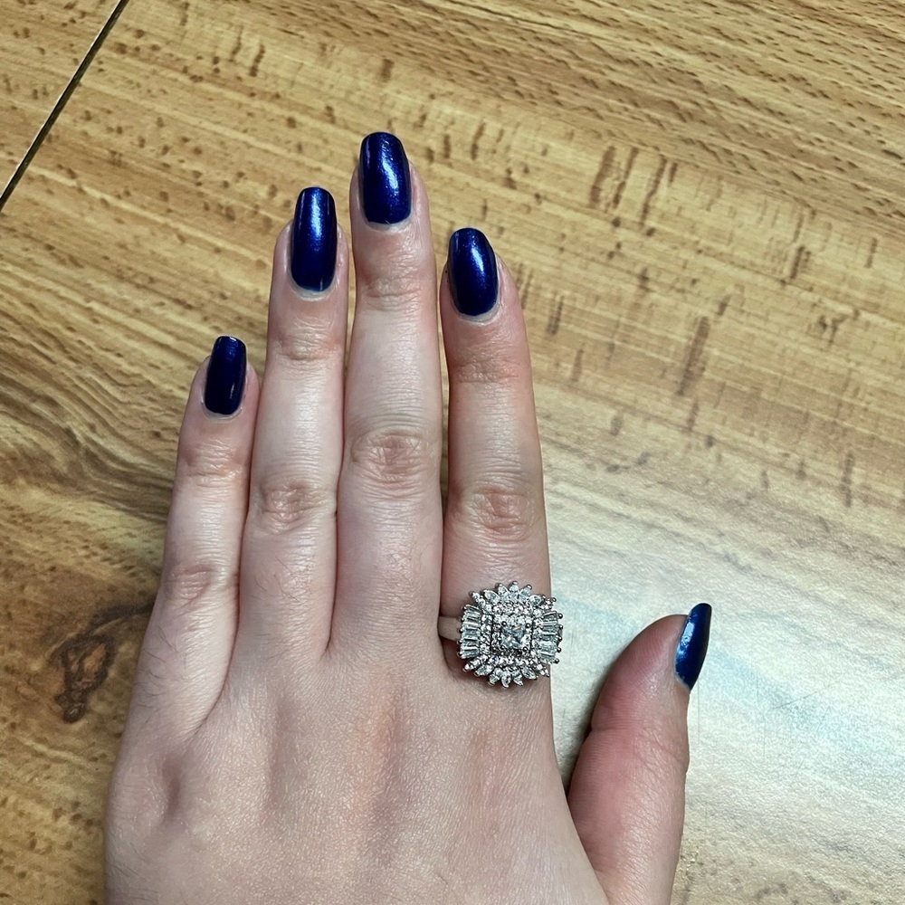 Silver Cluster Statement Ring - Picture 17 of 17